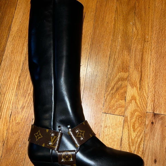 LOUIS VUITTON TALL RIDING BOOTS RHAPSODY LOGO - Picture 4 of 16
